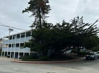 1 Arkwright Ct APT 1, Pacific Grove, CA 93950