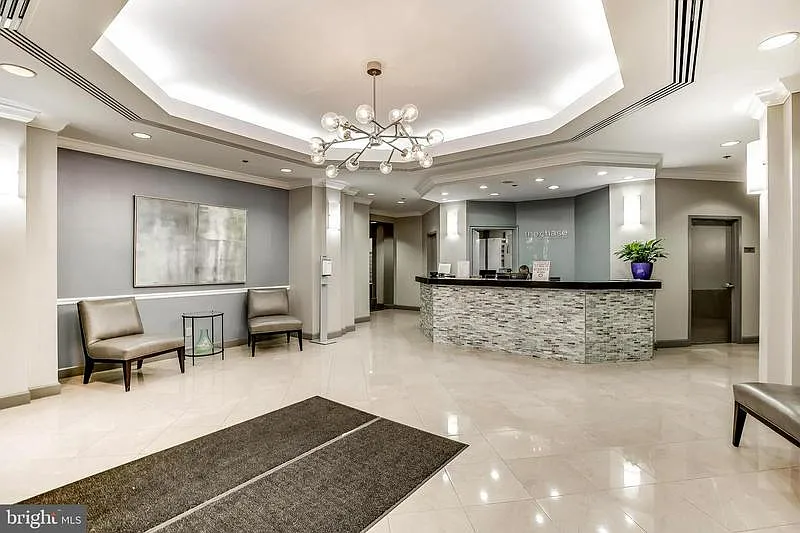 1 bed, 571 sqft, $1,995 — Photo 3