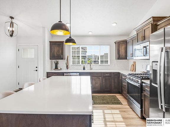 5th image of 5804 N 183rd St