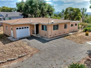 1128 Cielita Linda Dr, Vista, CA 92083