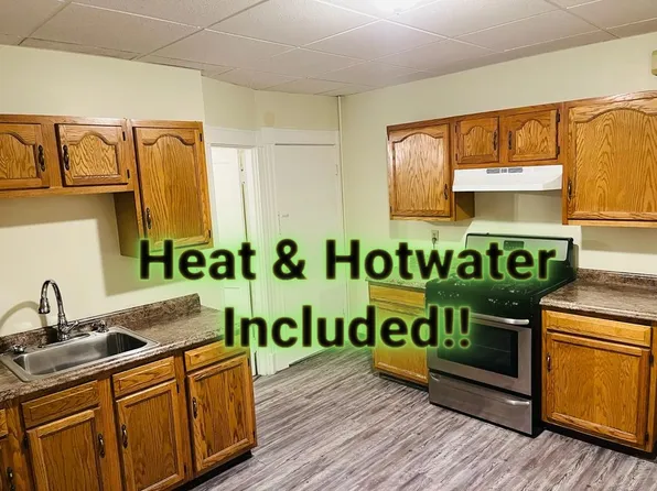 536 Bay St #1F, Taunton, MA 02780