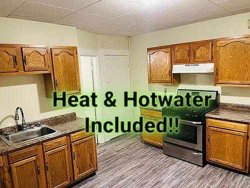 536 Bay St #1F Photo 1