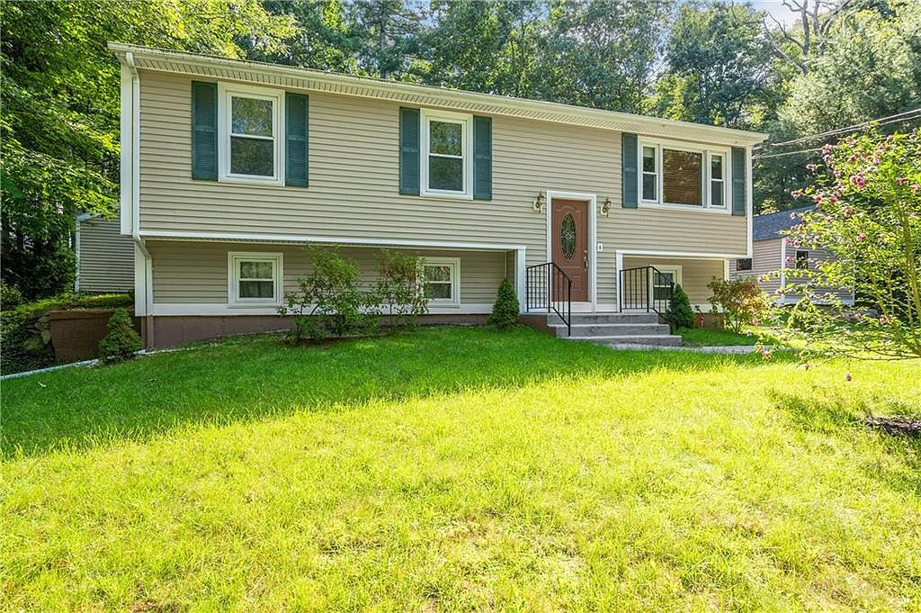 421 Central St, Burrillville, RI 02830 Zillow