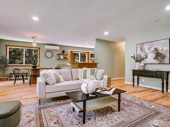 4th image of 773 6th Avenue