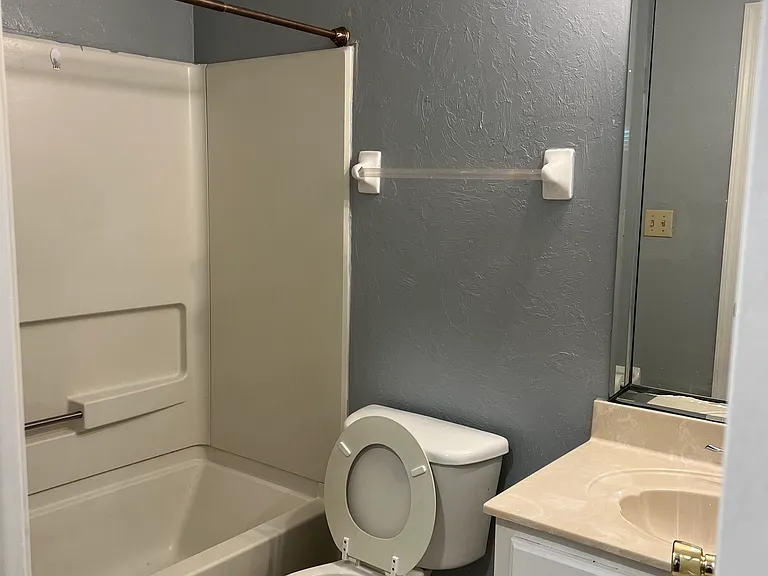 5827 Alexandria Ln — Photo 16