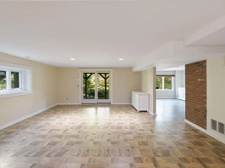 388 Taconic Rd — Photo 24