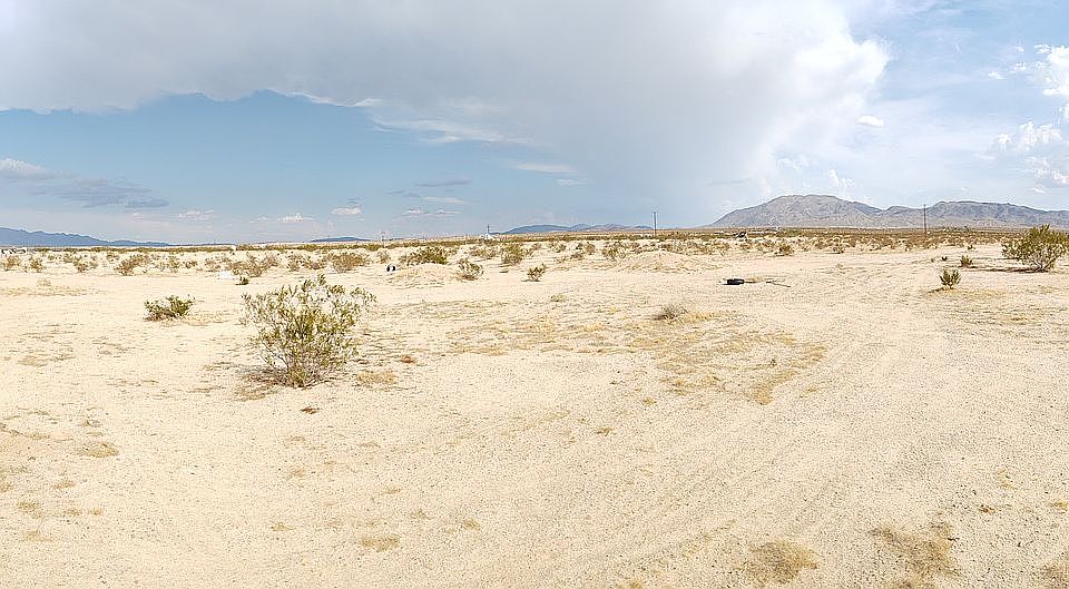 2nd image of 76667 White Sands Rd