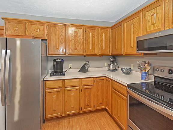 3rd image of 1705 10th St NW