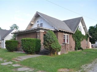 302 E Main St, Hillsboro, IN 47949