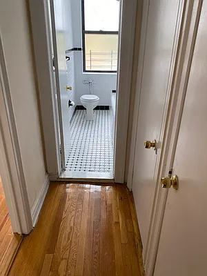 Rented by Contact Realty | media 7