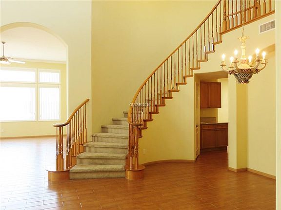 3rd image of 9417 Arcadia Woods Ct