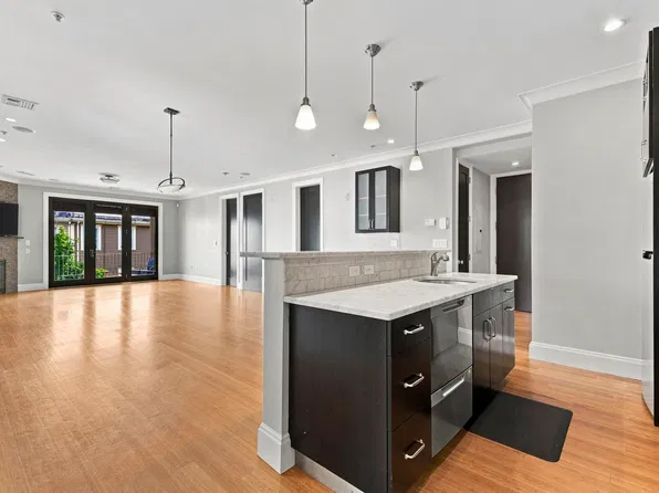 354 Dorchester St APT 4, South Boston, MA 02127