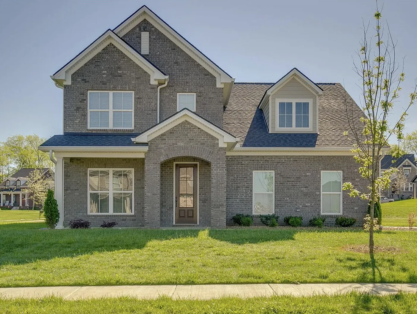 4 bed, 3.5 bath, 2881 sqft, $3,200 — Photo 1