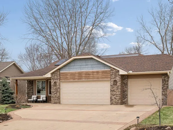 1063 Aspen Ln, Lino Lakes, MN 55014