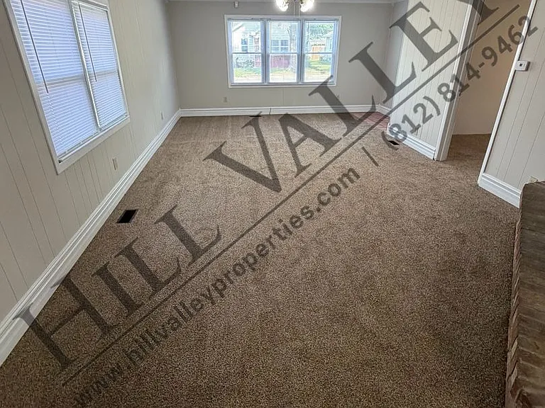 127 Blakely Ave — Photo 3
