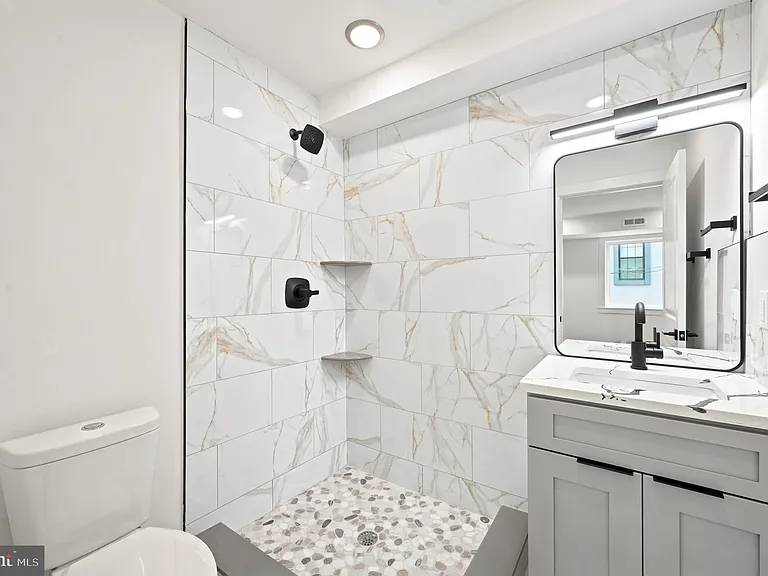 1514 S 22nd St #1 — Photo 35