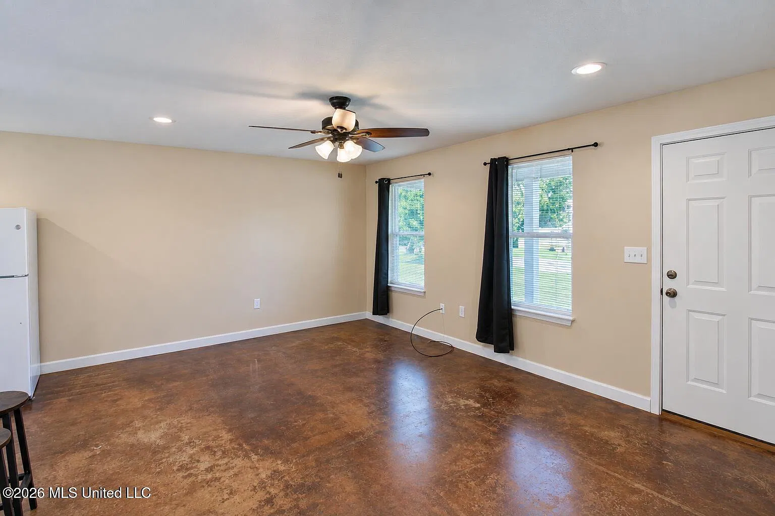2 bed, 2.0 bath, 1034 sqft, $1,400 — Photo 2