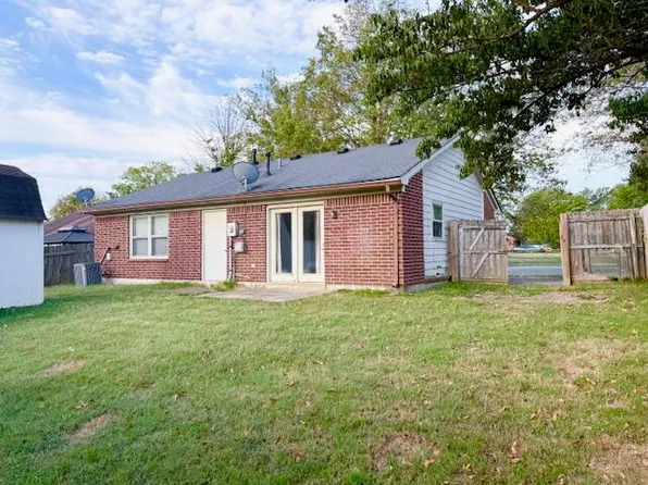 3409 Colonnade Dr, Lexington, KY 40515