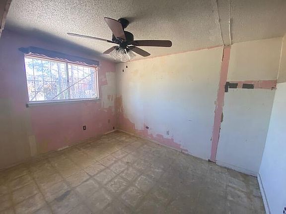 5th image of 8809 Otyokwa Way