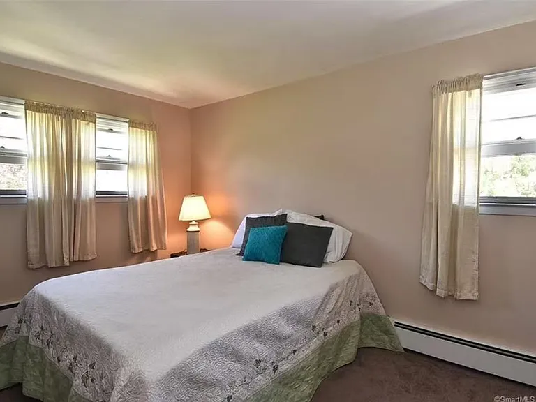 21 McDermott Cir — Photo 15