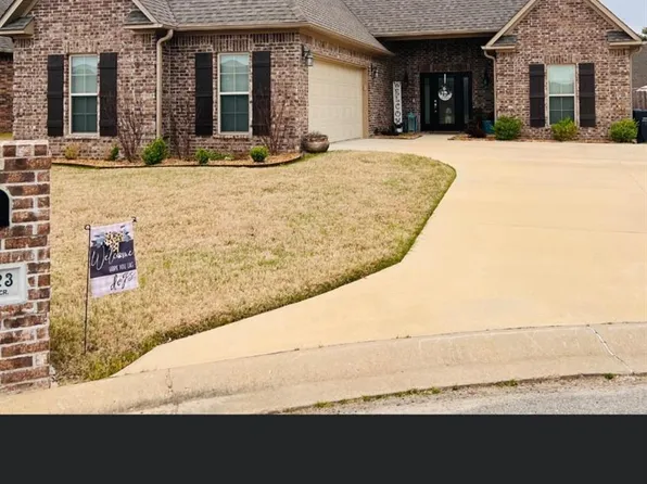 1023 Mark Cir, Jonesboro, AR 72404