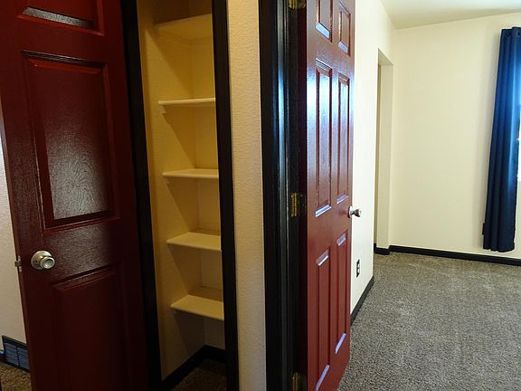 4th image of 603 Kenosha Ct