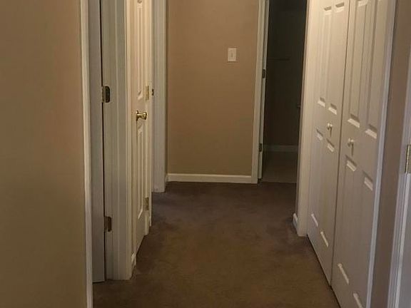 4th image of 2820 Wendi Ann Dr
