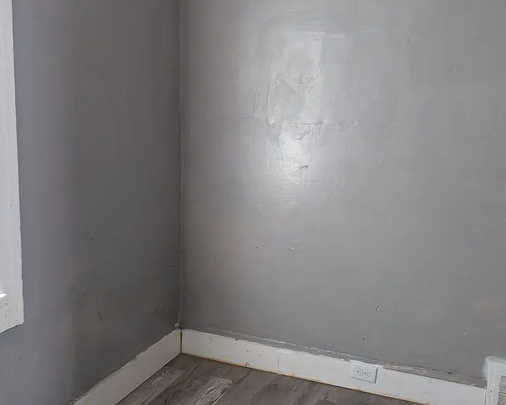 6812 Whitney Ave — Photo 9