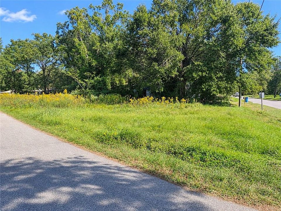 2nd image of 0 Herman Ave Lot 1