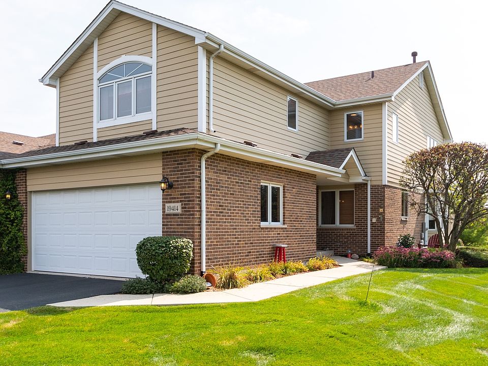 1st image of 19414 Cranfield Ln