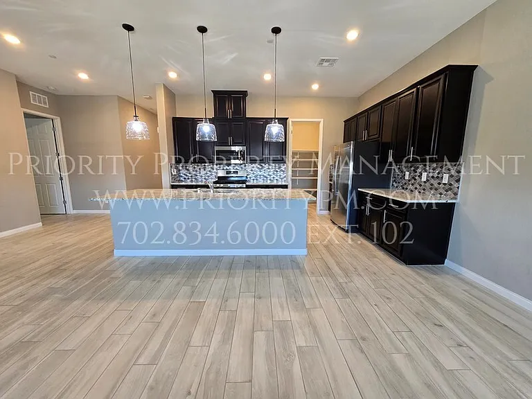 738 Purple Knoll Walk — Photo 6