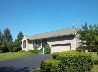 10 Eagle Height Pl, Newburgh, NY 12550