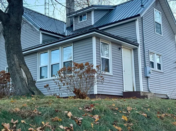 4869 N Cleveland St, Fountain, MI 49410