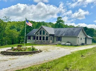 634 Triplett Rd, Spencer, WV 25276