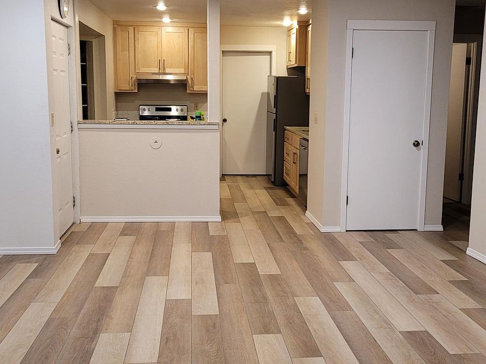 dining room looking into kitchen