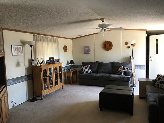 3rd image of 1003 Davy Crockett Dr