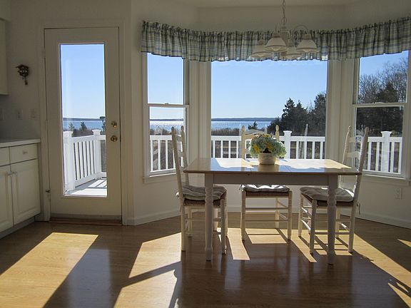 2nd image of 73 Seacove Ln