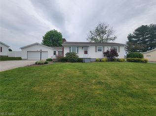 172 Airport Rd SE, Carrollton, OH 44615