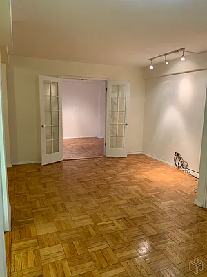 Rented by Compass | media 2