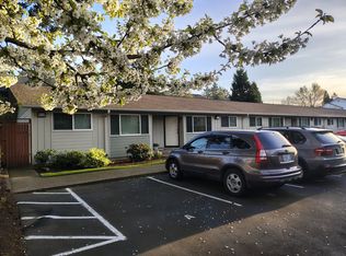 215 SE 162nd Ave #4, Portland, OR 97233