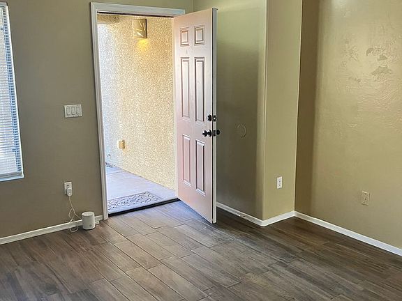 3rd image of 4116 E Cameo Point Dr