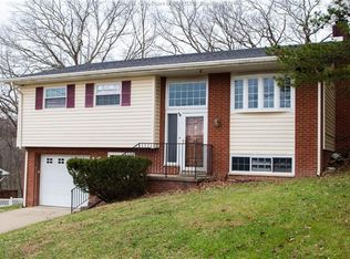 1407 Lyndale Dr, Charleston, WV