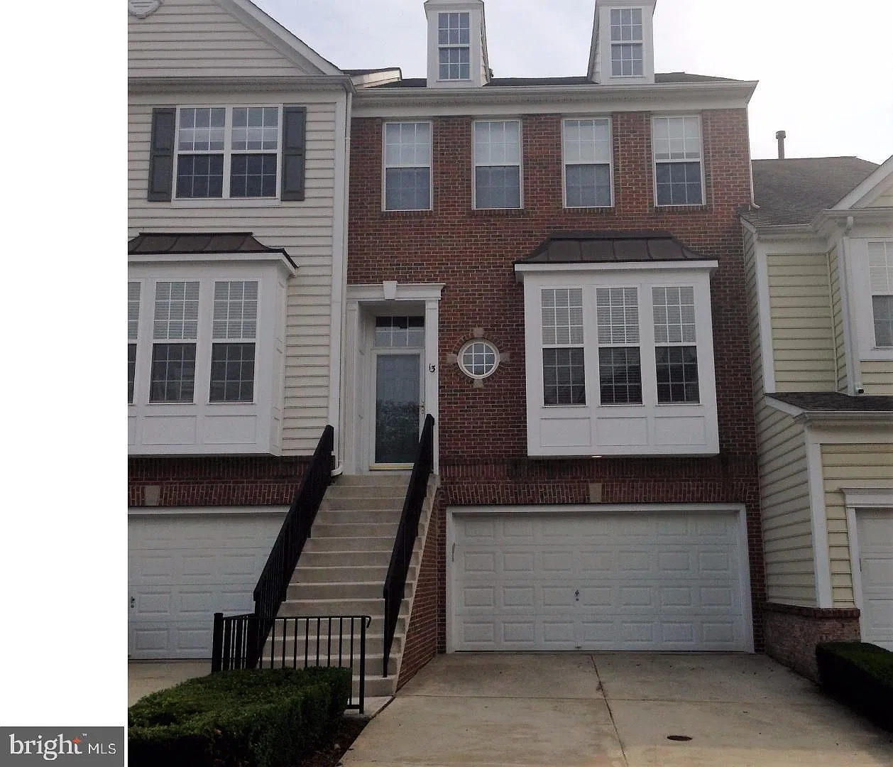 3 bed, 4.0 bath, 3094 sqft, $3,600 — Photo 1