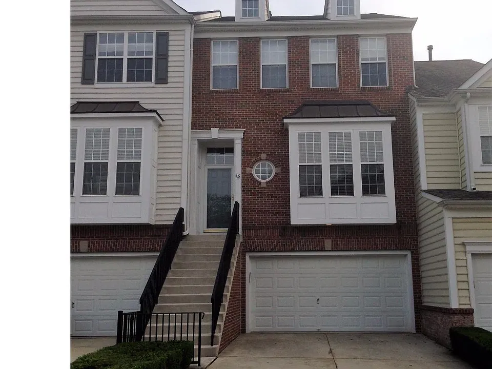 13 Avalon Ct #1803