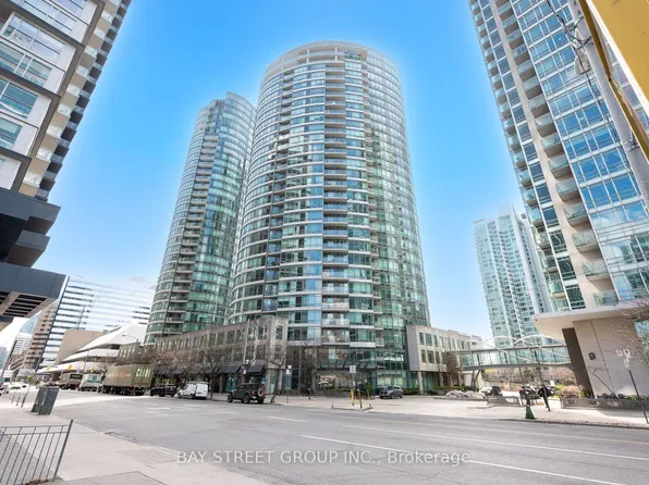 373 Front St W #2311, Toronto, ON M5V 3R7
