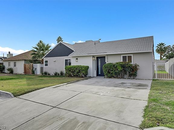 3rd image of 1026 E Oakey Blvd