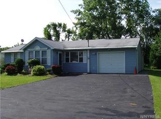 1180 Saunders Settlement Rd, Niagara Falls, NY 14305