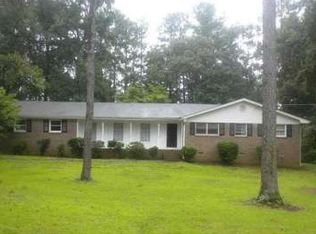 65 Hickory Dr, Stockbridge, GA