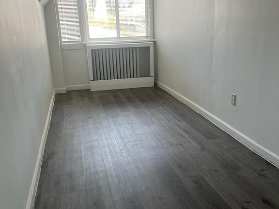 2nd image of 821 Sherman Ave #3
