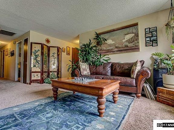 3rd image of 3212 Holman Way
